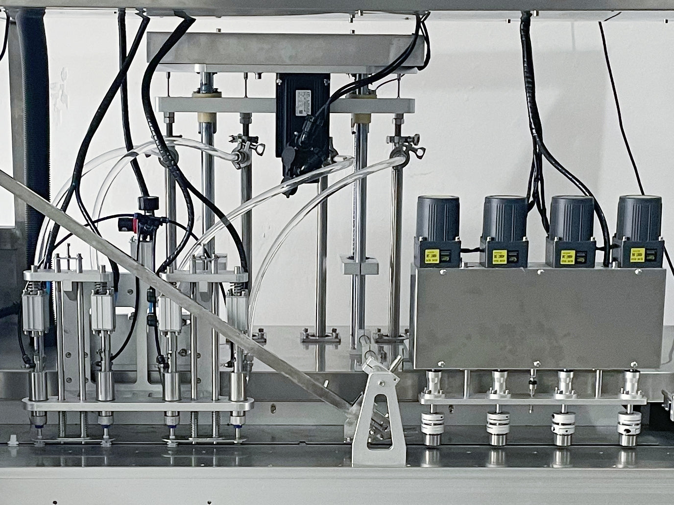 The Diverse World of Filling Machines in the Daily Chemical Industry